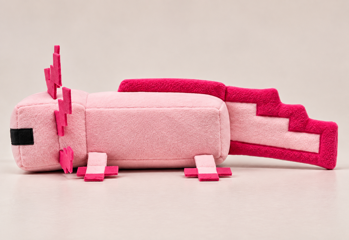 Peluche Axolotl Minecraft rose vue de profil